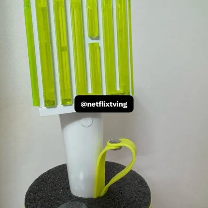 [BUNJANG] NCT Official Light Stick Chewing Gum Ver. / 엔시티 응원봉 구믐 믐원봉