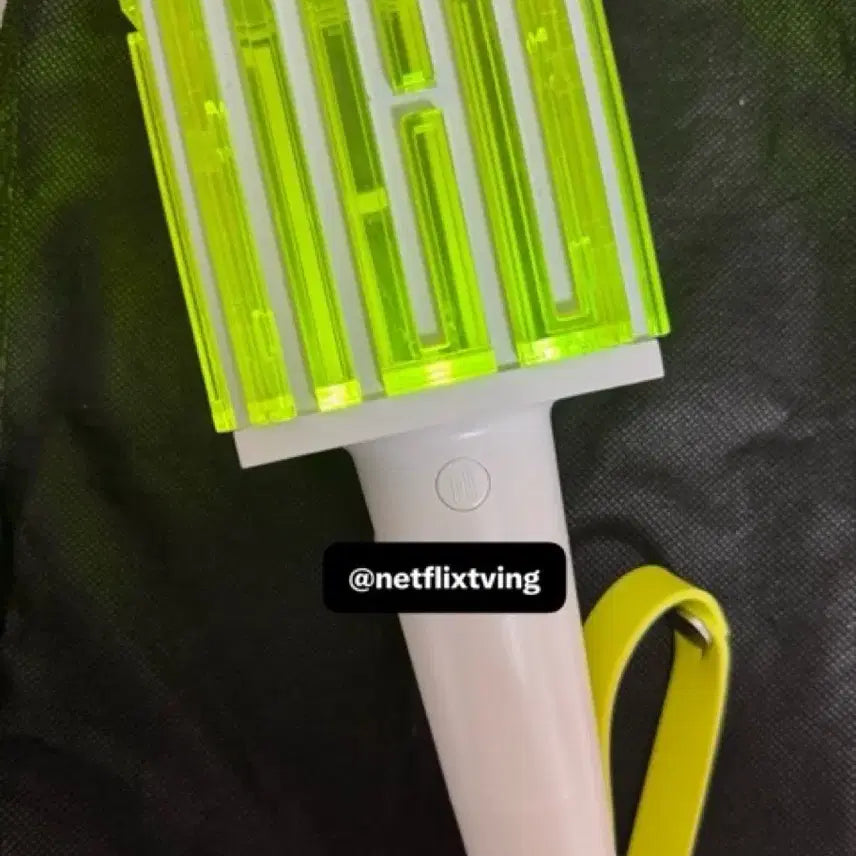 [BUNJANG] NCT Official Light Stick Chewing Gum Ver. / 엔시티 응원봉 구믐 믐원봉