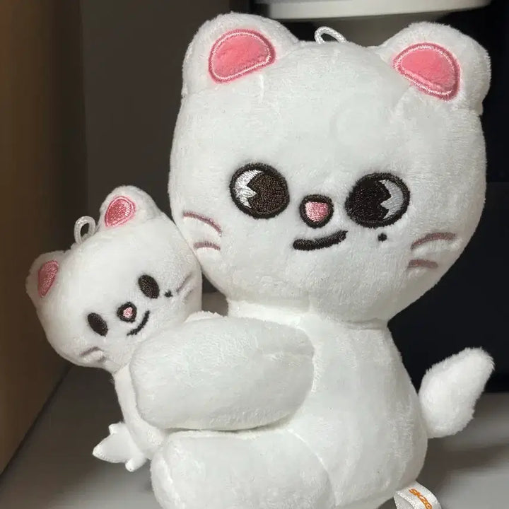 [BUNJANG] Stray Kids SKZOO Jiniret Hyunjin Plush / 스트레이키즈 스키즈 스키주 인형 지니렛 현진