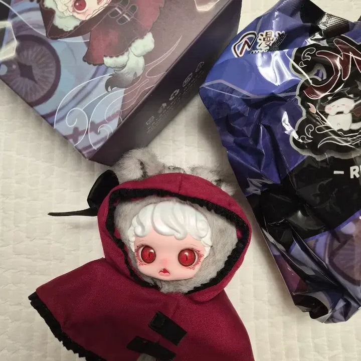 [BUNJANG] MIOKO Red Riding Hood Photocard Holder / 미오코