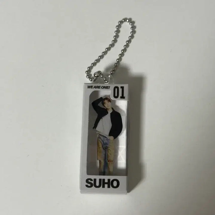 [BUNJANG] EXO SUHO Fanmeeting Keyring / 엑소 팬미팅 엠디 수호 키링 양도