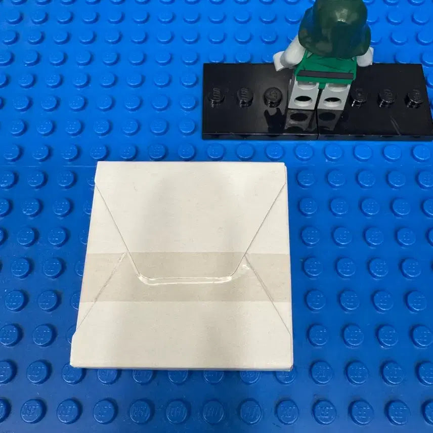 [BUNJANG] LEGO Marvel Old Doctor Doom (Unused Cape) / 레고 마블 올드 닥터 둠 (망토 미사용)