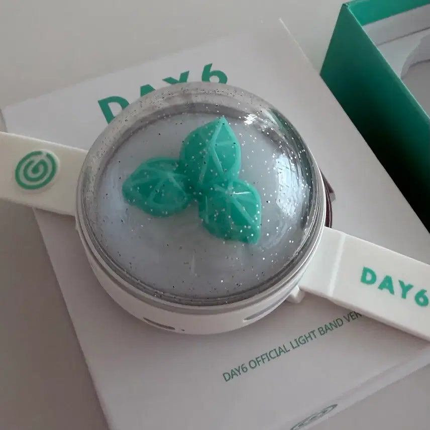 [BUNJANG] DAY6 My Day Made Watch Ver. 3 / 데이식스 마이데이 마데워치 ver.3