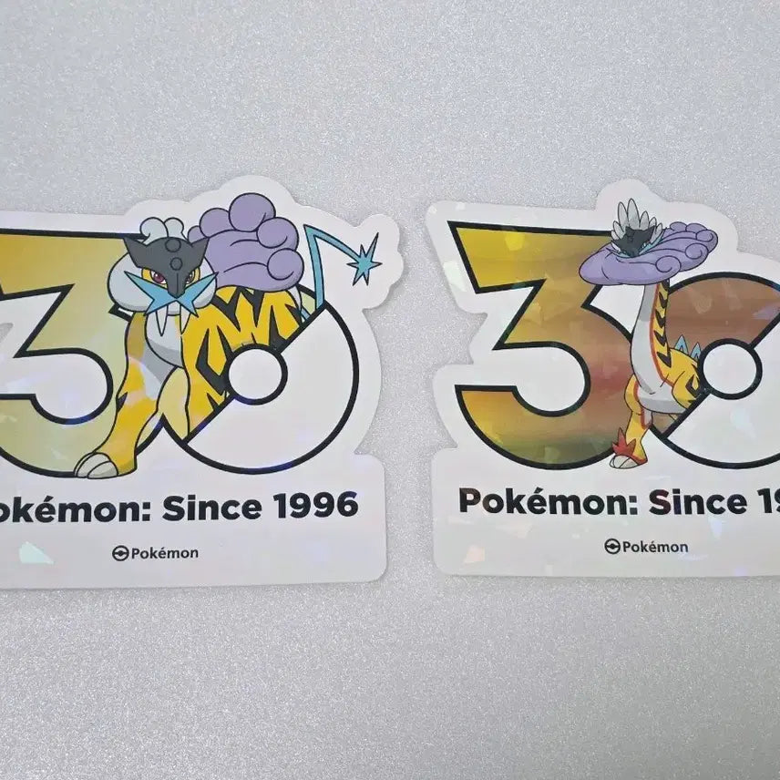 [BUNJANG] Pokemon Center 30th Anniversary Logo Sticker Raikou + Entei / 포켓몬 성수 30주년 로고 스티커 라이코 + 날뛰는 우레