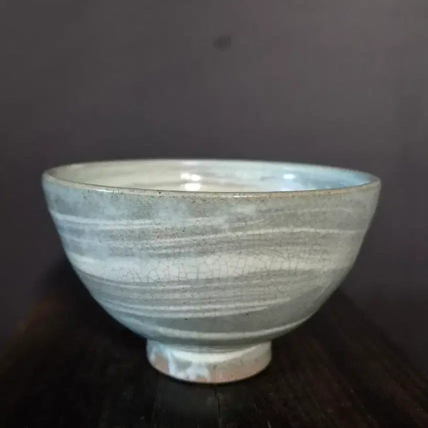 [BUNJANG] Princess Bangja Yi "Gahye" White Slip Decorated Stoneware Tea Bowl (Dawan) / 다완 (가혜,이방자,  k-354)