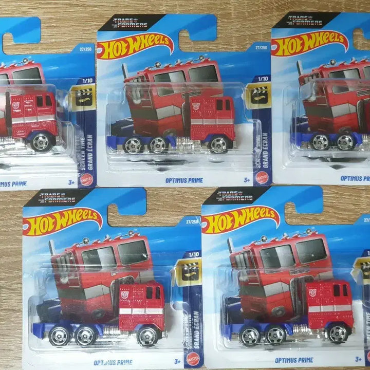[BUNJANG] Hot Wheels Optimus Prime 6-Piece Set / 핫휠 옵티머스 프라임 6종