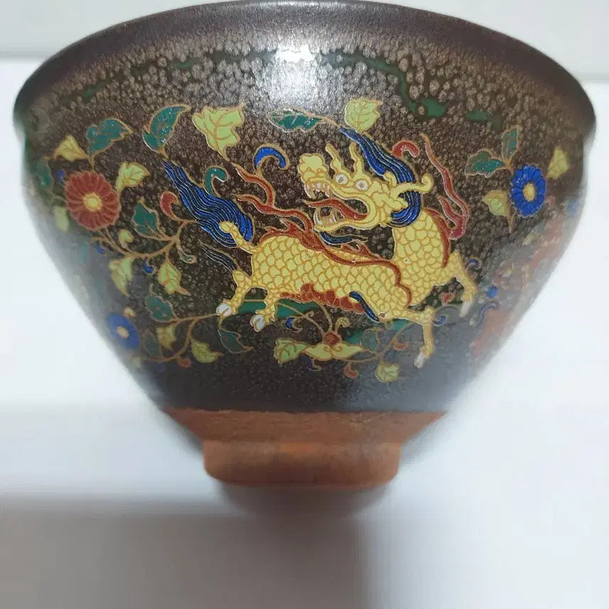 [BUNJANG] Antique Celadon Teabowl with Dragon and Phoenix Motif / 아름다운 골동품 다완