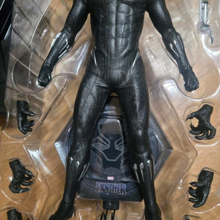 [BUNJANG] Hot Toys Black Panther Collectible Figure / 핫토이 블랙팬서 판매합니다
