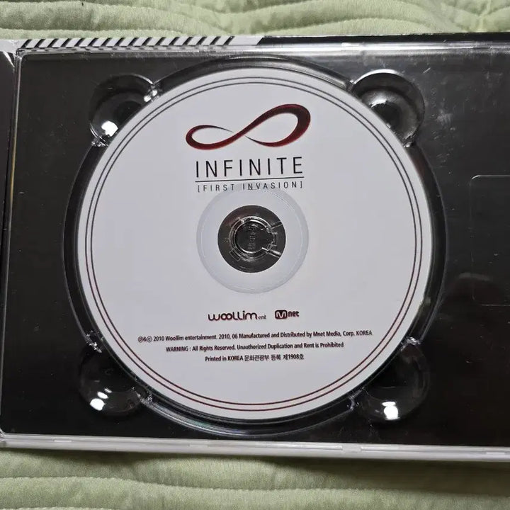 [BUNJANG] INFINITE First Invasion Mini Album Autographed / 인피니트 first invasion 미니1집 앨범 친필싸인 다시돌아와