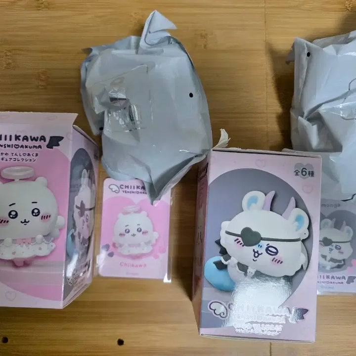 [BUNJANG] Magical Chiikawa Angel &amp; Devil Figure Set (Chiikawa &amp; Hachiemon) with Pop-up Store Exclusive Bonus / 매지컬 치이카와 천사&amp;악마 피규어(치이카와&amp;모몽가), 팝업 특전 세트