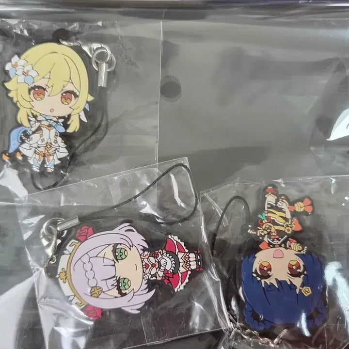 [BUNJANG] Genshin Impact Rubber Strap Bundle - Traveler, Noelle, Xiangling / 원신 러버스트랩 3종 일괄 여행자 노엘 향릉