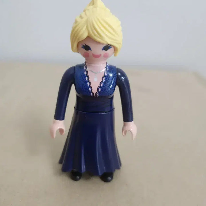 [BUNJANG] Playmobil 70857 Harp Player Figure / 플레이모빌 70857 하프연주자 개봉상품 피규어 판매