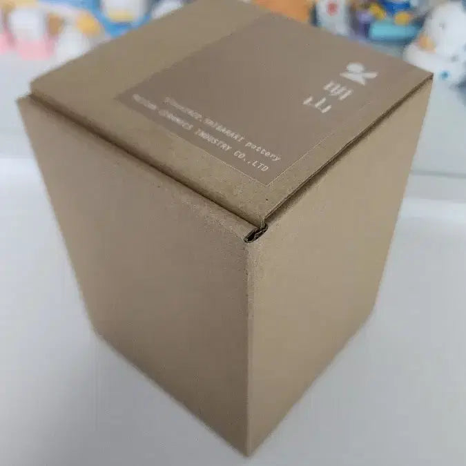 [BUNJANG] Kaonashi Shigarakiyaki Ceramic Figurine / 가오나시 시가라키야키 도자기