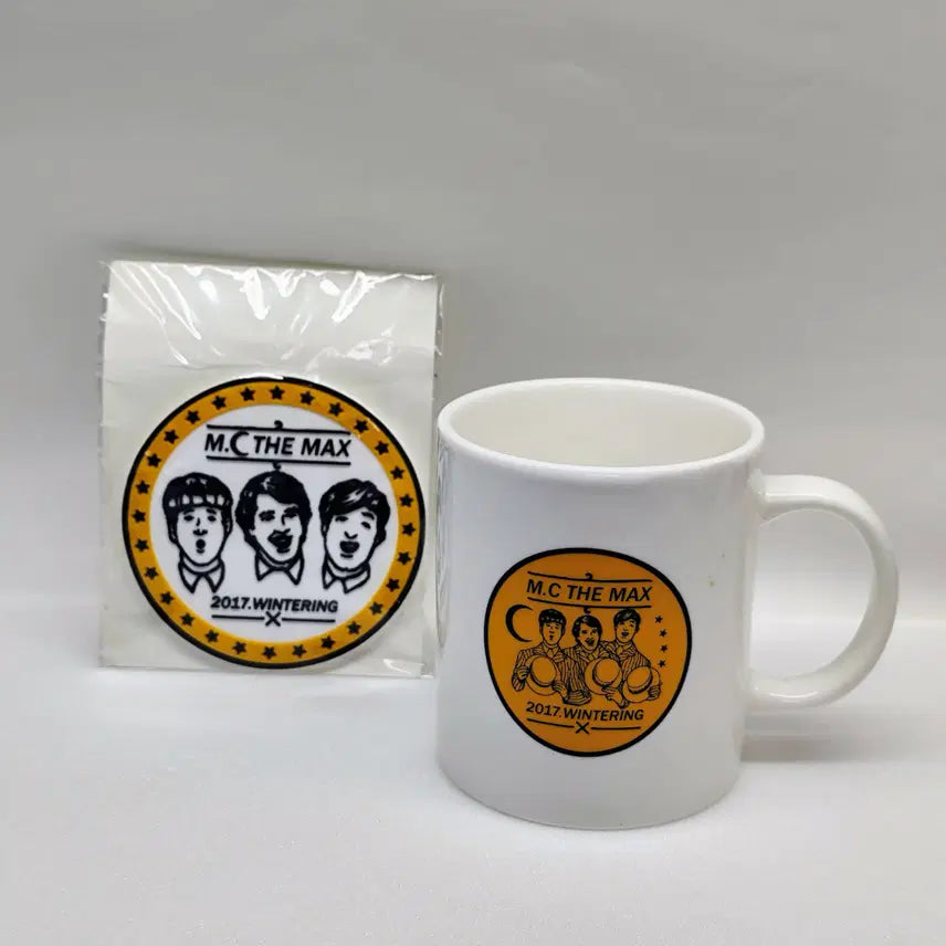[BUNJANG] M.C THE MAX 2017 Wintering Tour Official MD Set (Mug Cup, Popsocket, Glow Stick) / [미개봉] 엠씨더맥스 2017 겨울나기콘서트 공식 MD 3종 세트