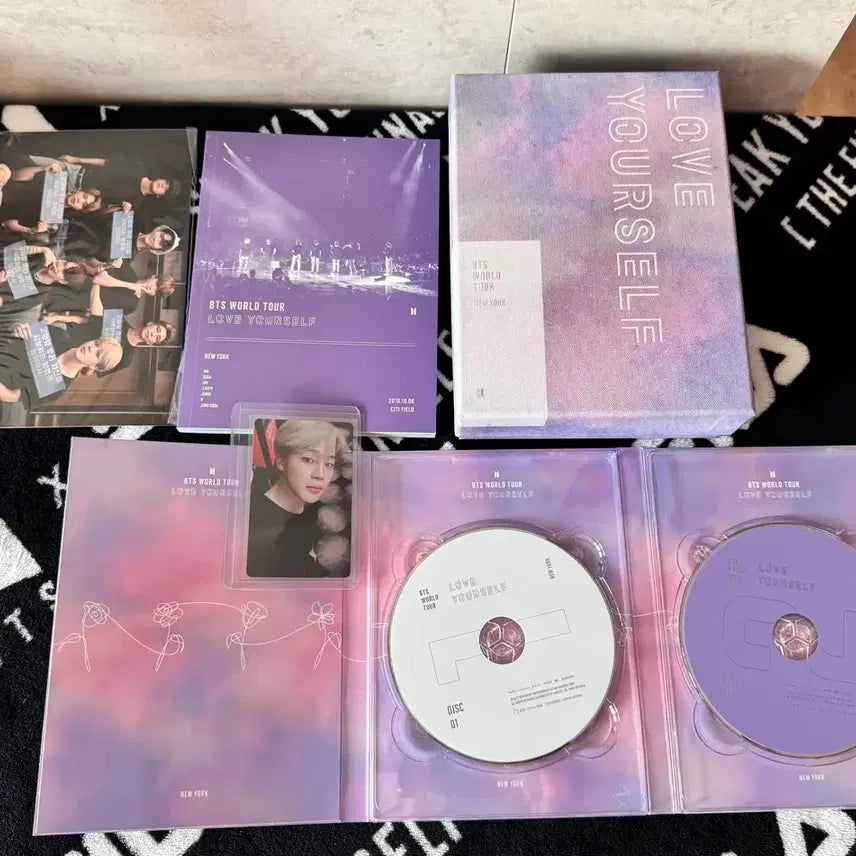 [BUNJANG] BTS New York DVD Full Set Jimin Photocard / 방탄소년단 뉴욕dvd (지민 포카) 풀셋