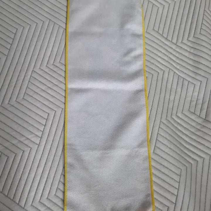 [BUNJANG] Demon Slayer Zenitsu Bandai Towel / 귀멸의 칼날 젠이츠 타월 반다이