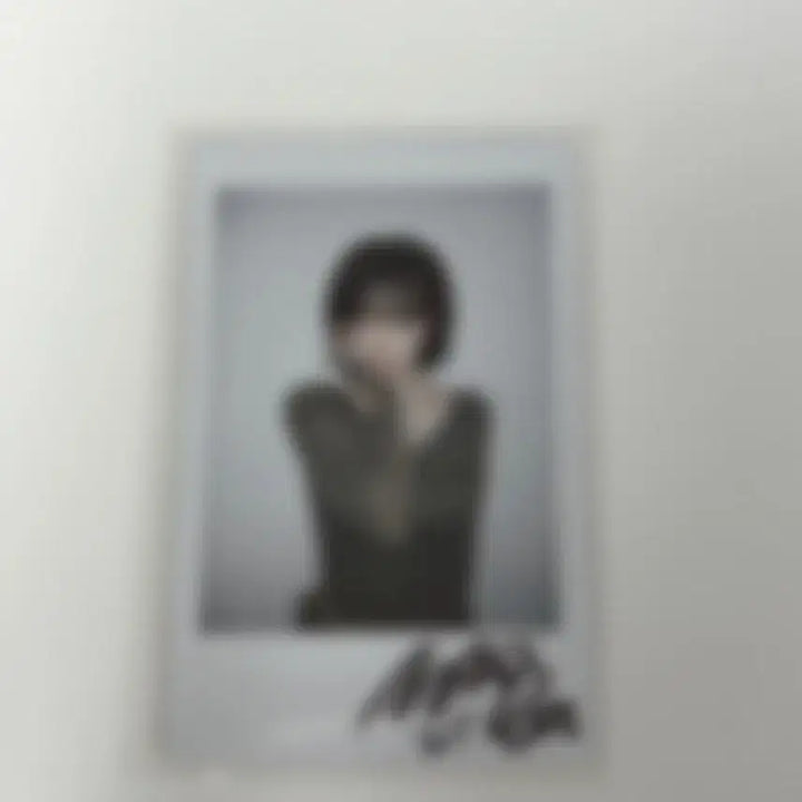 [BUNJANG] Kim Nakyung Signed Polaroids TripleS / 트리플에스 김나경 싸인 폴라 폴라 판매