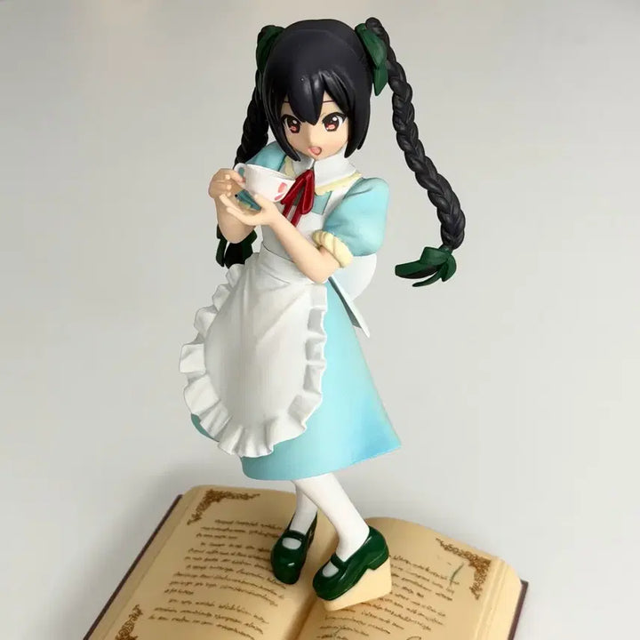 [BUNJANG] K-ON! Azusa Nakano Alice in Wonderland Figure / (오늘만) 케이온 아즈사 피규어 이상한 나라의 티타임 앨리스
