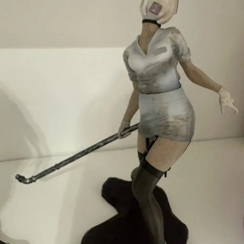 [BUNJANG] Silent Hill Pyramid Head &amp; Nurse Figures Bundle / 사일런트힐 삼각두 너스 피규어 일괄