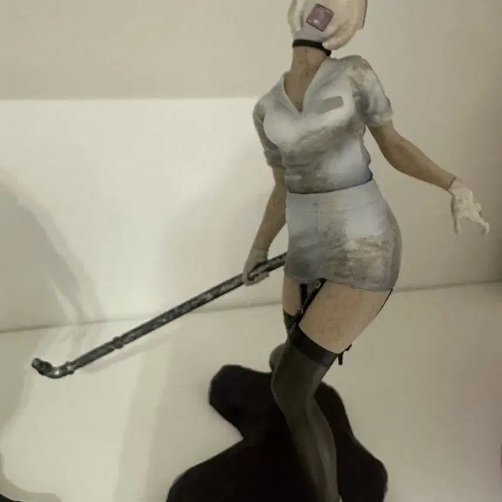 [BUNJANG] Silent Hill Pyramid Head &amp; Nurse Figures Bundle / 사일런트힐 삼각두 너스 피규어 일괄