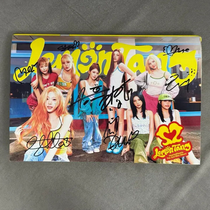 [BUNJANG] Hearts2Hearts Lemon Tang Signed Album / 하츠투하츠 레몬탱 친필 사인 앨범 Hearts2Hearts