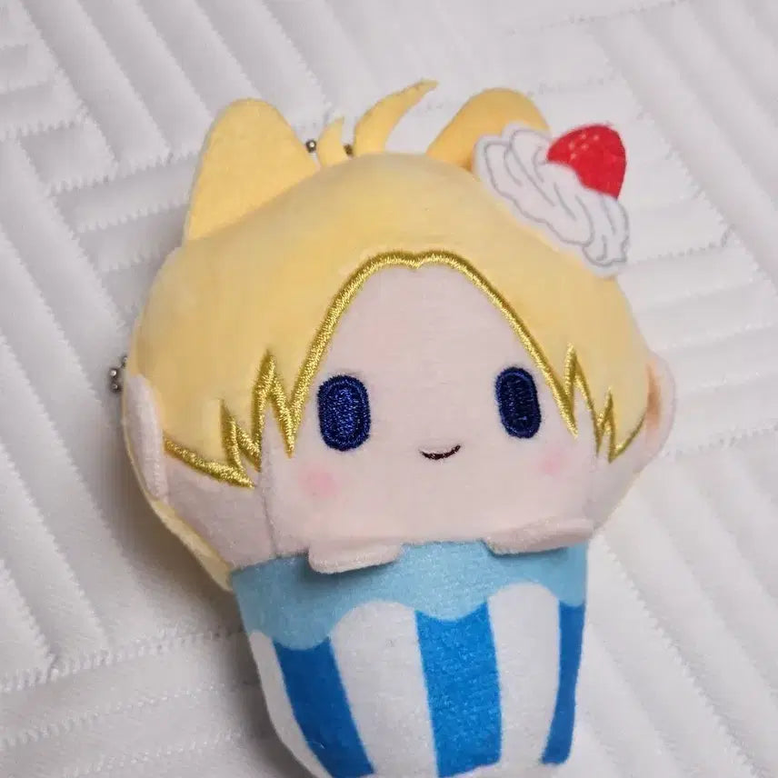 [BUNJANG] Sakamoto Days Tapanui Shin Cupcake Plush / 사카모토 데이즈 타피누이 신 컵케이크 인형