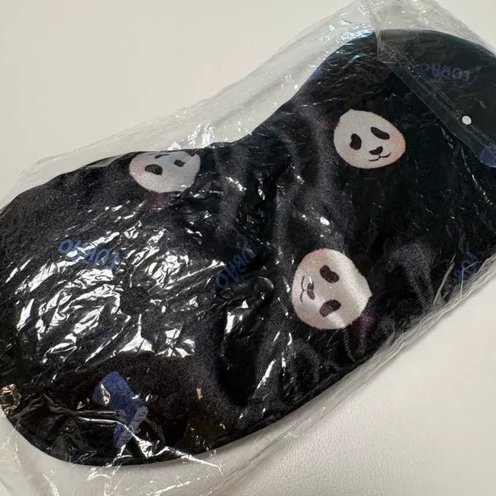 [BUNJANG] Fu Bao Panda Sleep Mask - Early Goods / 가격고정)푸바오 판다 수면 안대 초기굿즈 새상품 미사용 (택O)