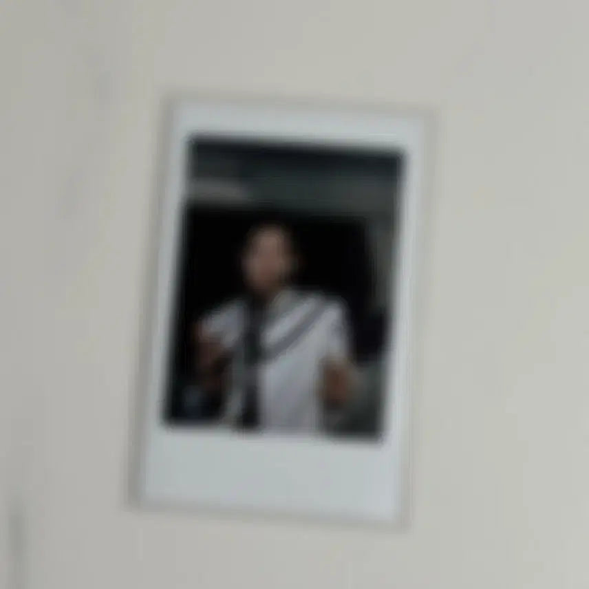 [BUNJANG] Ha Hyun Sang New Boat Autographed Polaroid / 하현상 newboat 활동 친필싸인폴라 싸폴 뉴보트