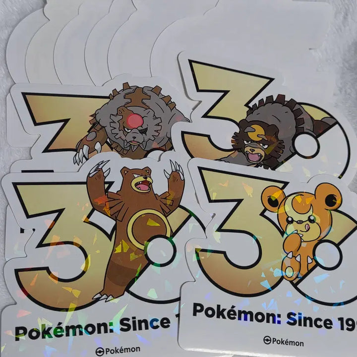 [BUNJANG] Pokemon 30th Anniversary Logo Sticker Bundle (Includes Kkamjigom, Ringgom, Datugom, and 7 Random Stickers) / 포켓몬 30주년 로고 스티커 깜지곰, 링곰, 다투곰 +랜덤7장 판매합니다