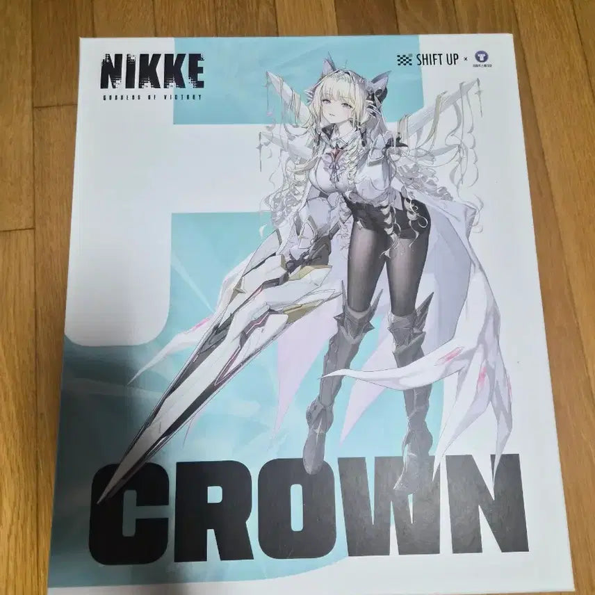 [BUNJANG] Goddess of Victory: Nikke Crown 1/6 Scale Figure + Mousepad Set / 승리의 여신 니케 크라운 1/6 스케일 피규어+마우스패드