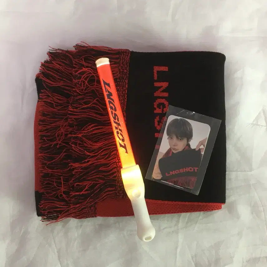 [BUNJANG] Longshot Showcase Support Set - Lightstick &amp; Scarf / 롱샷 쇼케이스 역조공 세트