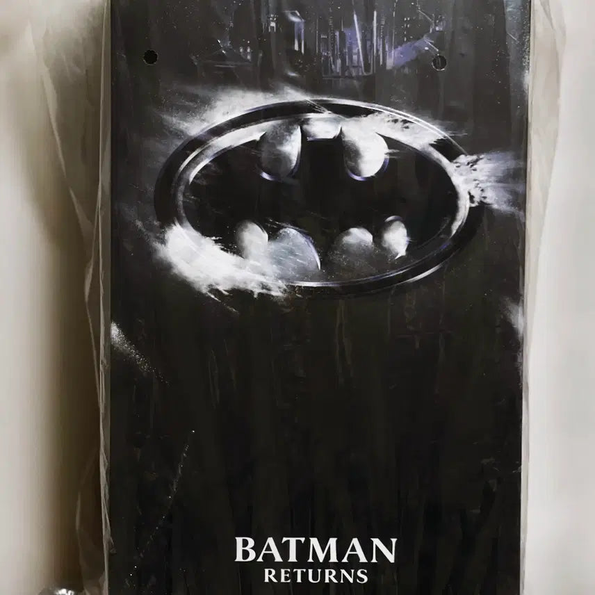 [BUNJANG] Hot Toys MMS769 Batman Returns Batman (Regular Version) / 핫토이 MMS769 배트맨 리턴즈2.0(일반버전) 판매합니다.