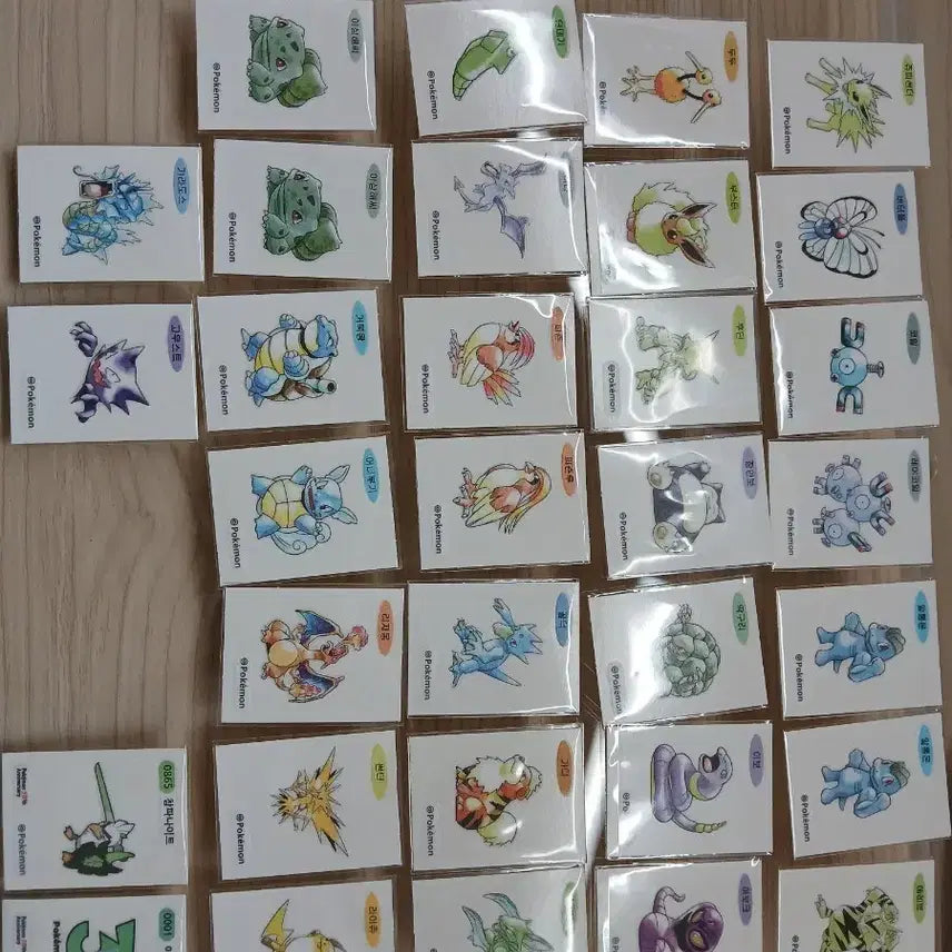 [BUNJANG] Pokemon 30th Anniversary Ddakji Stickers / 포켓몬30주년 띠부실 34개