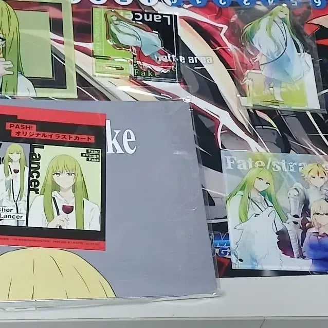 [BUNJANG] Elkid Focused Fate Strange Fake Merchandise Acrylic Stand, Keyring, Illustration Card / fate 엘키두 위주 스페 굿즈 팝니다