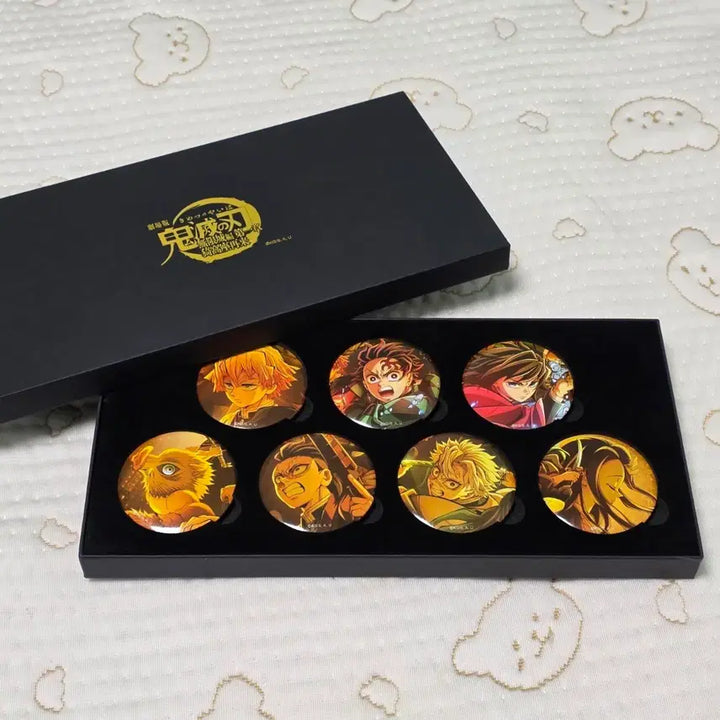 [BUNJANG] Demon Slayer Mugen Train Tomioka Giyu Can Badge Set / 귀멸의 칼날 무한성 캔뱃지 세트 기유