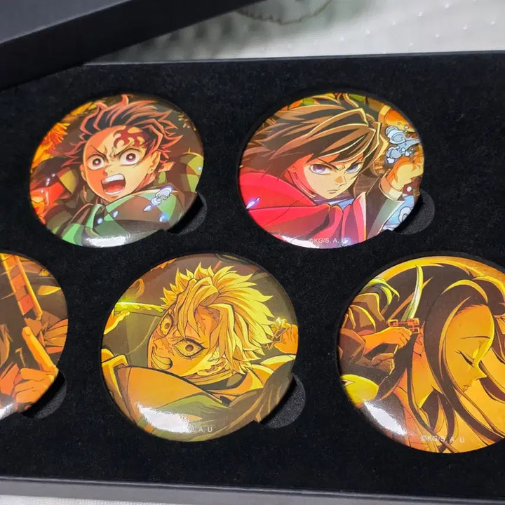 [BUNJANG] Demon Slayer Mugen Train Tomioka Giyu Can Badge Set / 귀멸의 칼날 무한성 캔뱃지 세트 기유