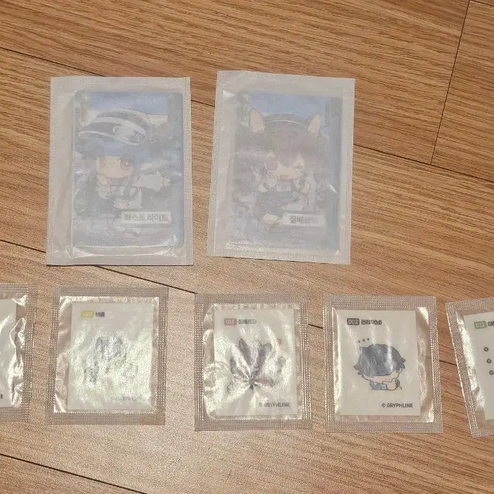 [BUNJANG] Arknights: Endfield GS25 Collaboration Photocard &amp; Sticker Set / 명일방주 엔드필드 GS25 콜라보 포토카드+띠부씰