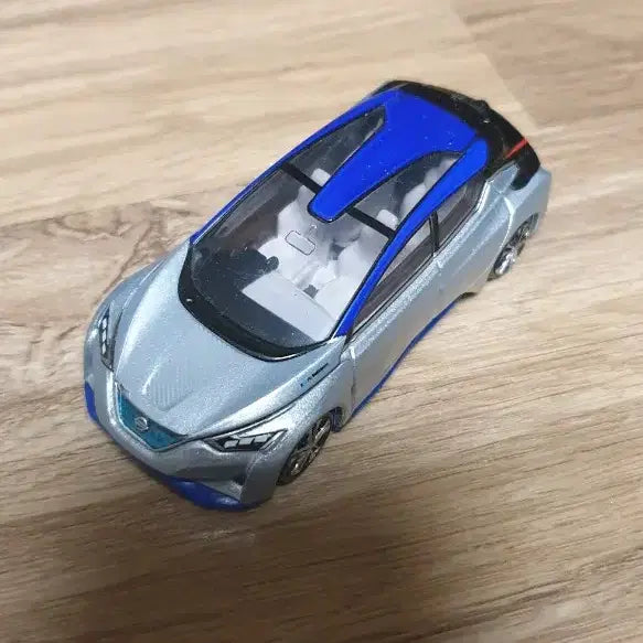 [BUNJANG] Tomica Nissan IDS Concept Minicar - Silver/Blue / 토미카 닛산 IDS 컨셉트 실버/블루