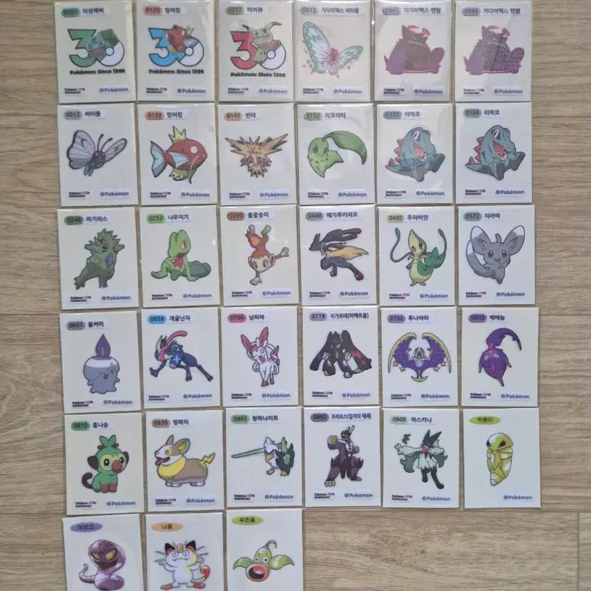 [BUNJANG] Pokemon 30th Anniversary 33 Stickers Bundle Set / 포켓몬 30주년 기념 띠부씰 33종 일괄