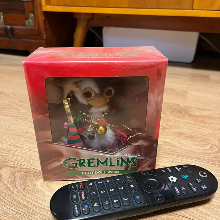 [BUNJANG] Gremlins Petit Doll Christmas Edition / 그렘린 쁘띠돌 크리스마스에디션