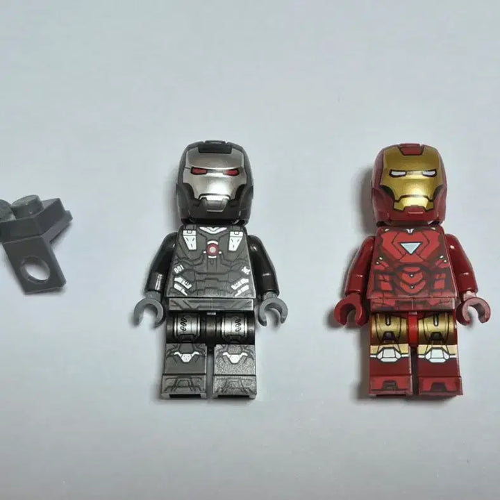 [BUNJANG] LEGO War Machine &amp; Mark VI Bundle Set / 레고 워머신 &amp; 마크6