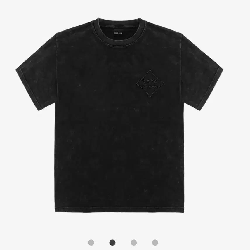 [BUNJANG] Day6 DECADE Japan MD T-shirt L / 데이식스 DECADE 일본 엠디 티셔츠 L