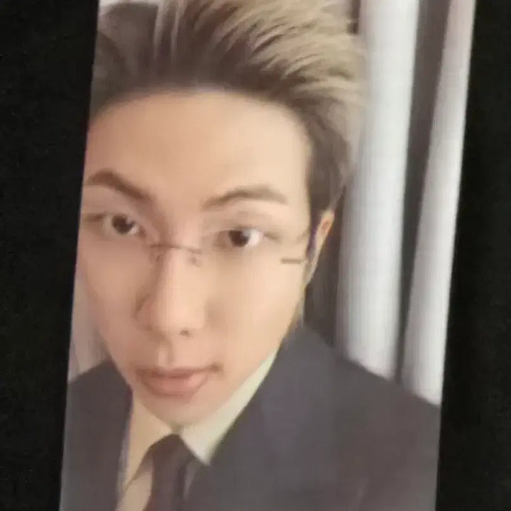 [BUNJANG] BTS Arirang Busan RM (Namjoon) J-Hope (Hoseok) Photocard / 방탄 BTS 아리랑 부산 역조공 포카 rm(남준) 제이홉(호석)