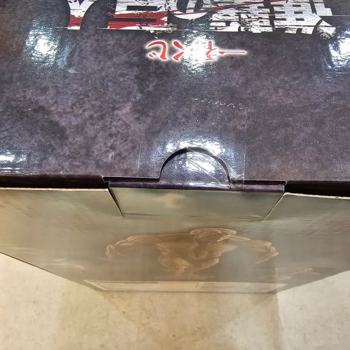 [BUNJANG] Attack on Titan Armor Titan A Prize Figure (Sealed) / 미개봉 택포) 진격의 거인 제일복권 갑옷거인 A상 팝니다