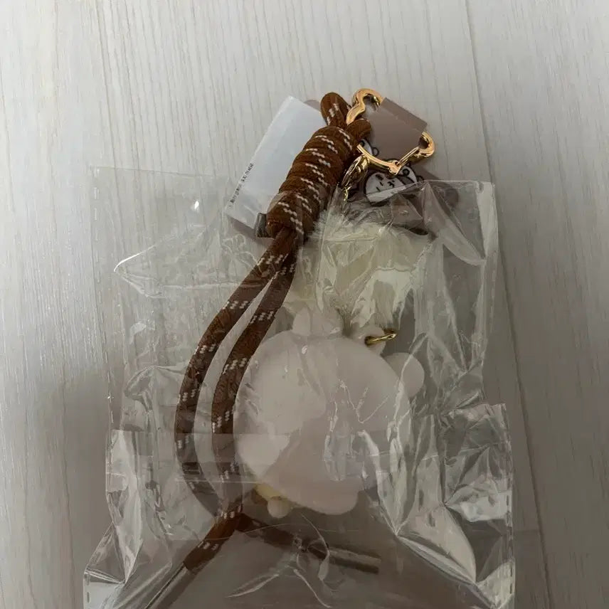 [BUNJANG] Chiikawa Fluffy Collection Usagi Plush Pendant / 치이카와 플러피 컬렉션 플록 펜던트 우사기