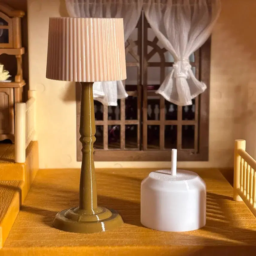 [BUNJANG] Sylvanian Families Adjustable Floor Lamp Stand / 실바니안 플로어 램프 스텐드 길이조절 가능