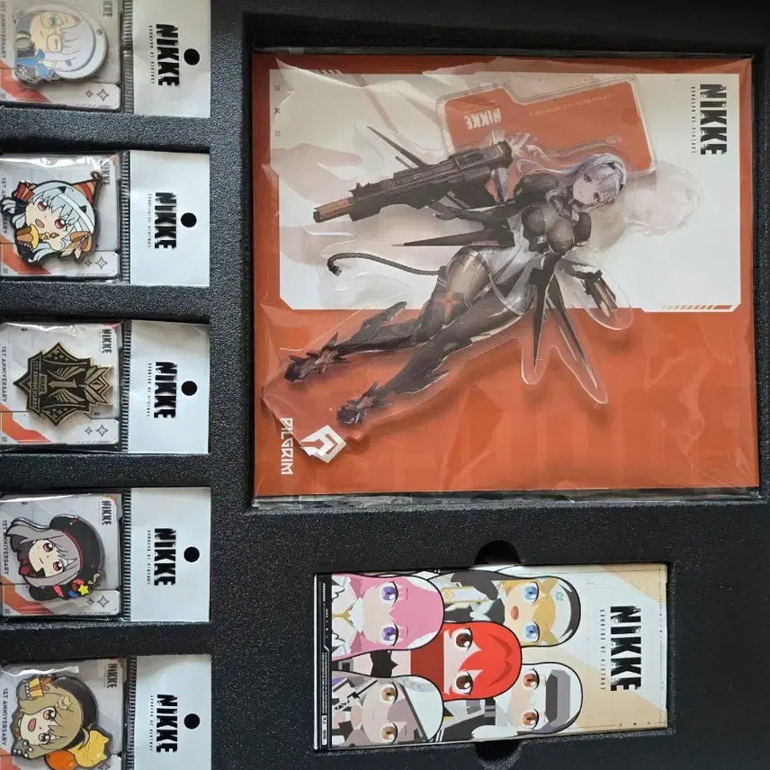 [BUNJANG] NIKI 1st Anniversary Goods Box (Unsealed) / 개봉품) 니케 1주년 굿즈박스