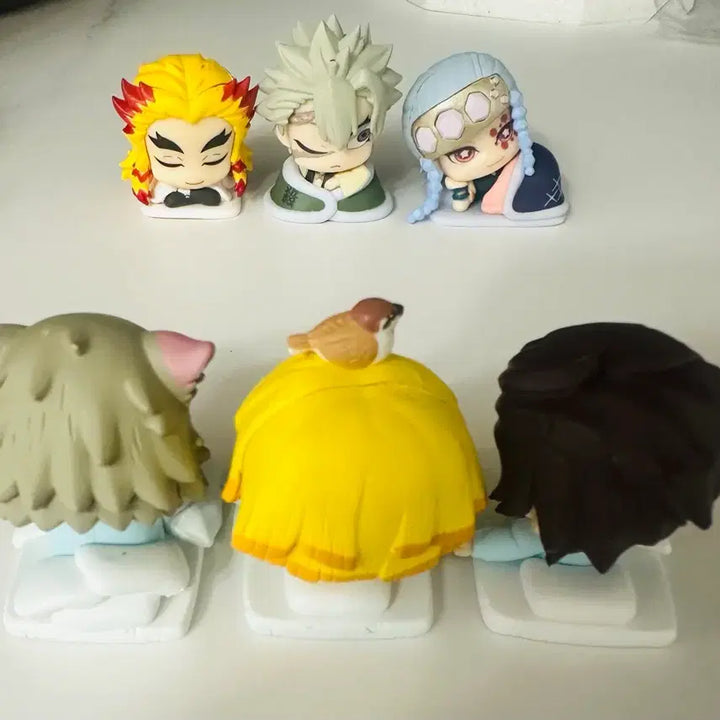 [BUNJANG] Demon Slayer: Kimetsu no Yaiba Butterfly Mansion Set (7 Figures) + Snow Globe Keychains (3 Variants) / 귀멸의칼날 나비저택 포함 총 7종 + 눈 키링 일괄 팝니다