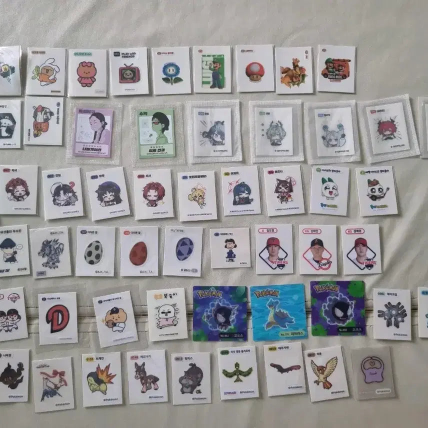[BUNJANG] Assorted 50pcs Sticker Bundle Set / 각종 띠부씰 50장 일괄 급처합니다
