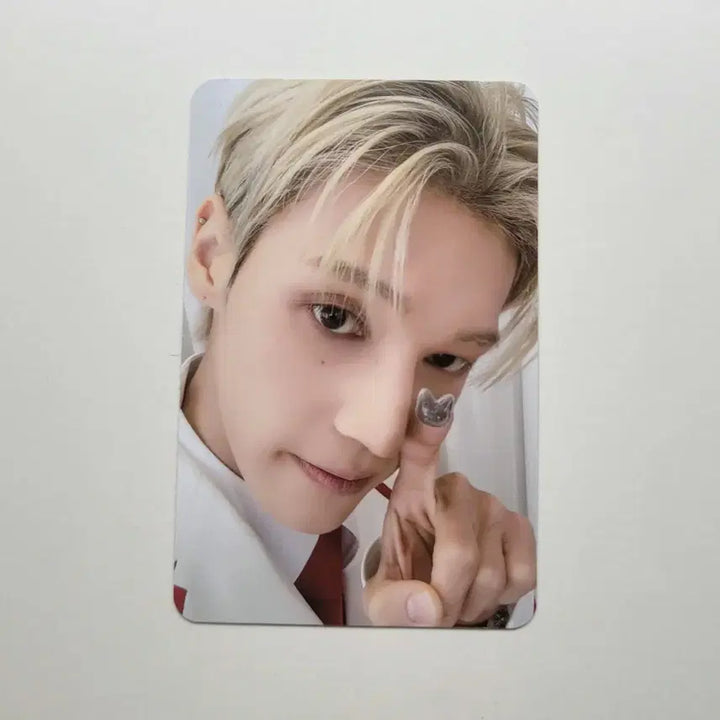 [BUNJANG] ATEEZ Wooyoung Anitizens In The Calling Profile Holder Set Photocard / 에이티즈 우영 애니티즈 인 더 콜링 프로필 홀더 세트 포토카드